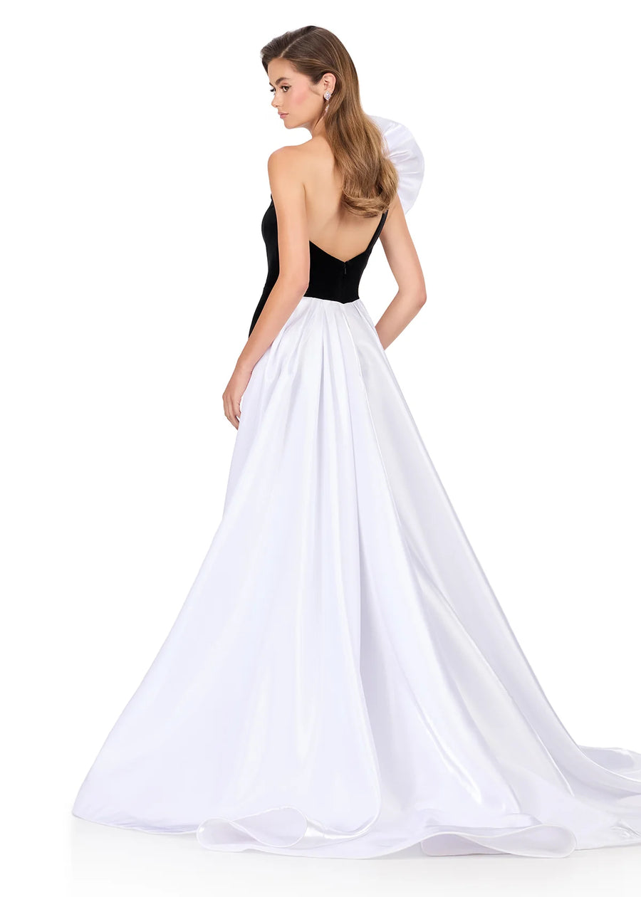 Annelise Gown