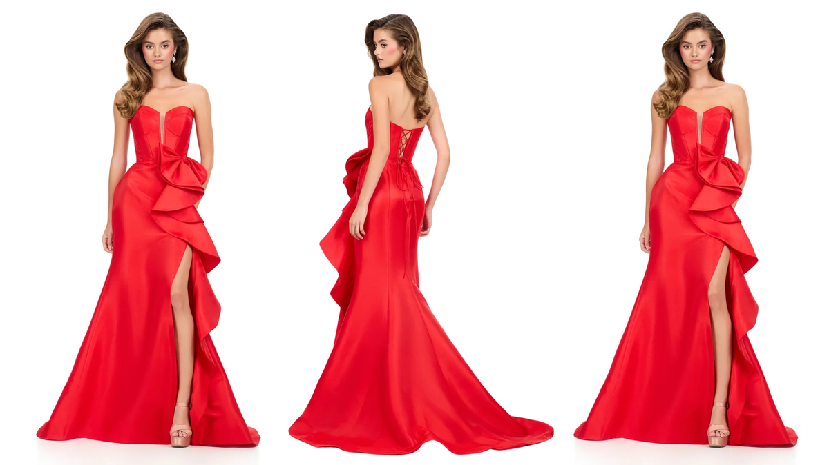 She’s Scarlet Sculpture
